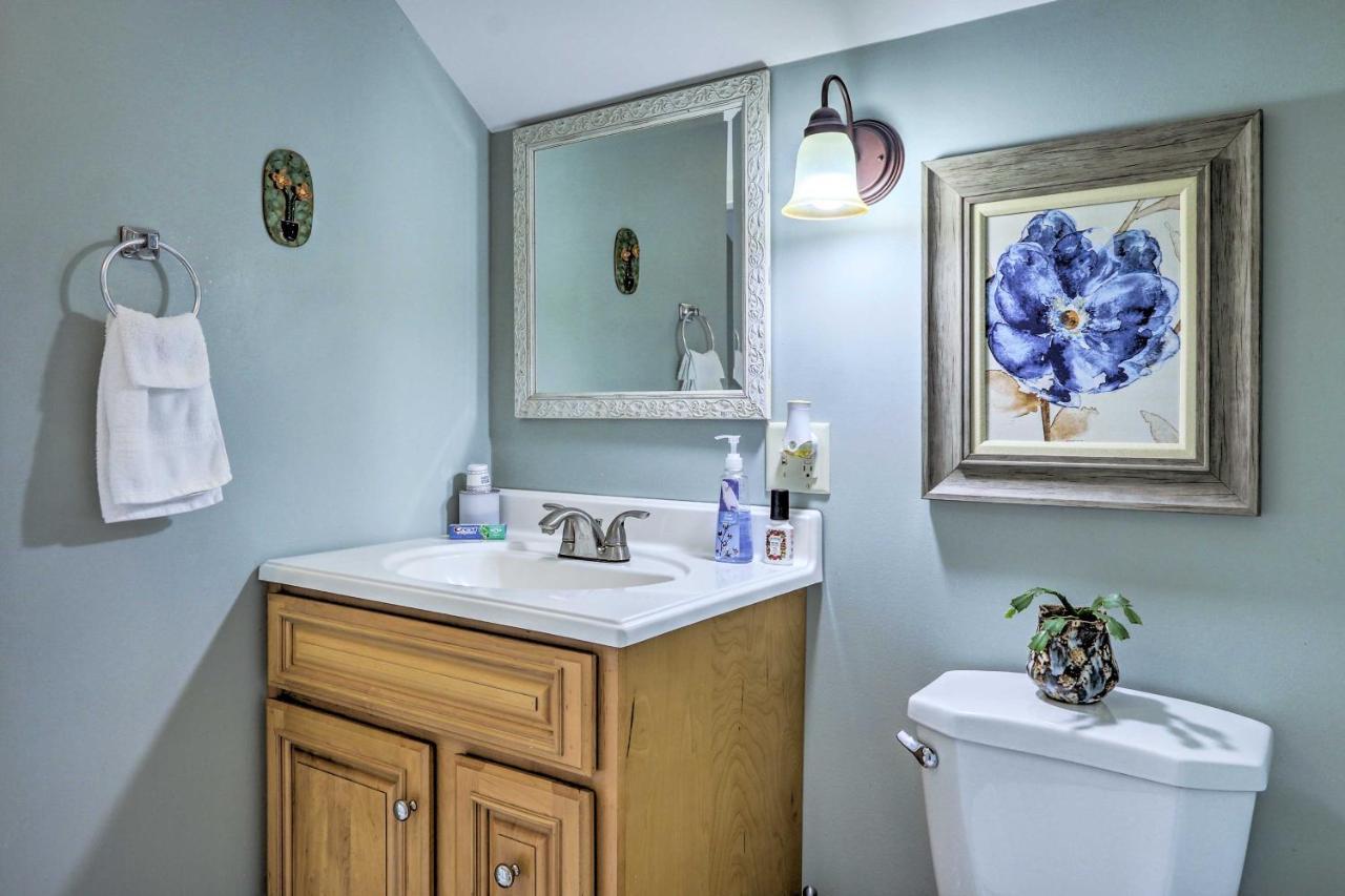 Remodeled Farmhouse In Waterford Near 2 Beaches! Dış mekan fotoğraf